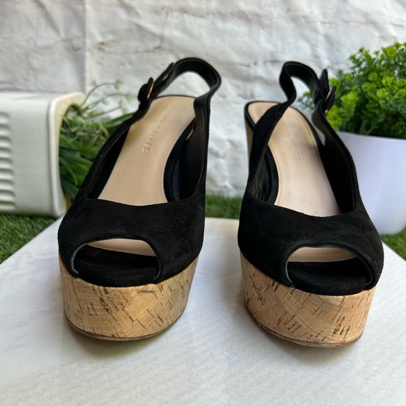 VERONICA BEAR
Dali Sand Suede Peep-Toe Wedge Platform Sandals size 6.5 - Picture 12 of 16